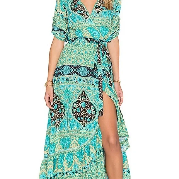 For @sarahp007 only Spell and the Gypsy Aloha Fox - Picture 2 of 7